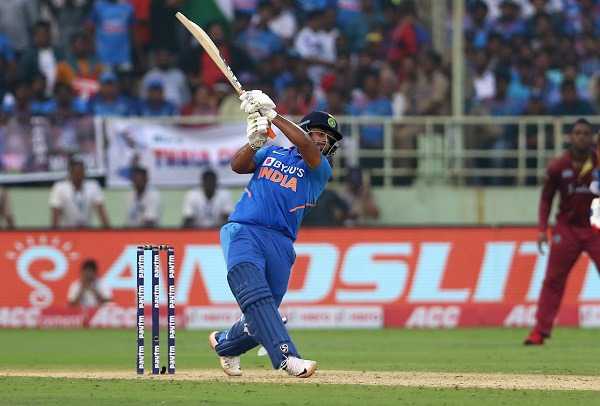 भारत ने वेस्‍टइंडीज को 107 रनों से हराया, रोहित-राहुल के बाद कुलदीप ने ली हैट्रिक