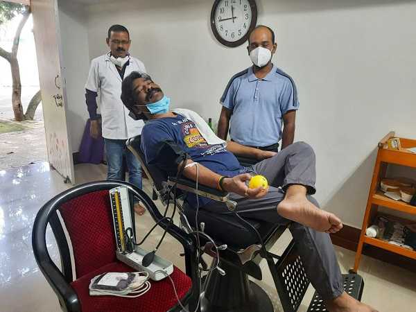 मुख्यमंत्री हेमंत सोरेन ने किया रक्तदान, कहा- एक-एक बूंद किसी को दे सकता है नया जीवन