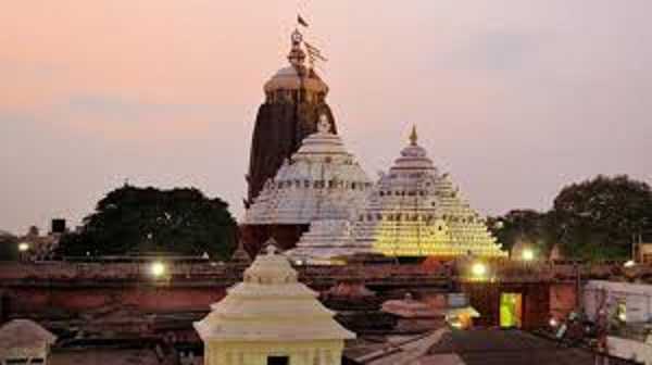 जगरन्नाथ मंदिर में 2500 किलो चांदी का चढ़ा चढ़ावा, गर्भगृह की सिढ़ी पर चांदी की चढ़ेगी परत