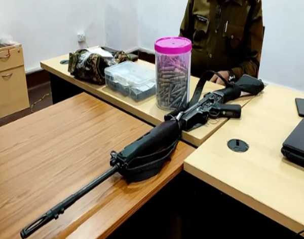 झारखंड: हथियार के साथ उग्रवादी संगठन टीपीसी कमांडर गिरफ्तार