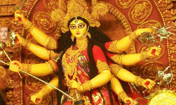 Navratri 2021: दुर्गा पूजा के दौरान इन नियमों का रखें ध्यान, भूल हुई तो आएगी परेशानी!