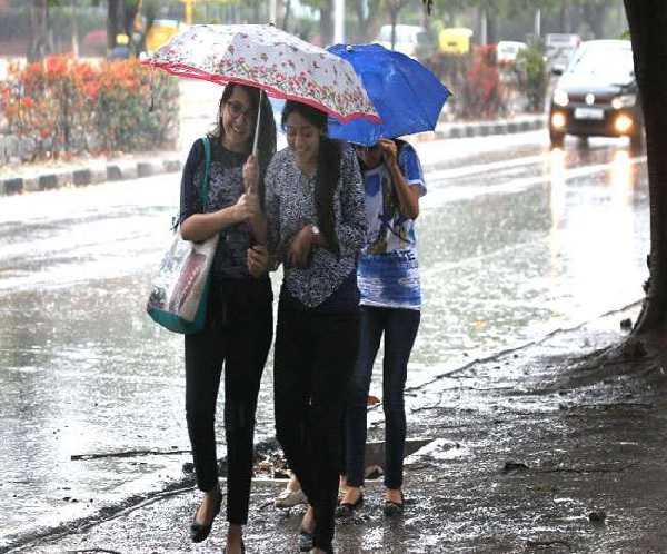 झारखंड के कई इलाकों में होगी झमाझम बारिश,जानें अपने शहर के मौसम का हाल