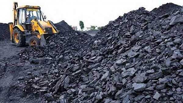 हजारीबाग में बड़े पैमाने पर हो रही कोयले की तस्करी