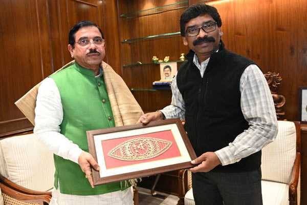 CM हेमंत और केंद्रीय कोयला मंत्री की बैठक, कोल माइंस जुड़े मुद्दों पर हुई चर्चा