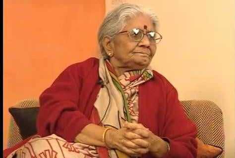 हिंदी लेखिका मन्नू भंडारी का निधन, 90 की उम्र में ली आखिरी सांस