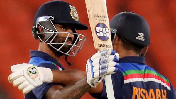 रोमांचक मुकाबले में पांच विकेट से जीता भारत, रिषभ पंत ने चौका जड़ दिलाई जीत