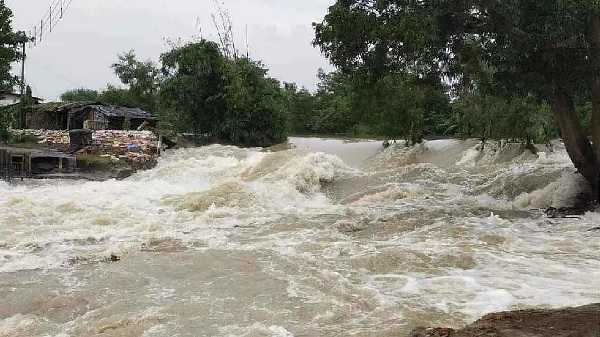 10 दिनों की भारी बारिश से आंध्रप्रदेश में भीषण बाढ़, अब तक 29 की मौत, कई लापता