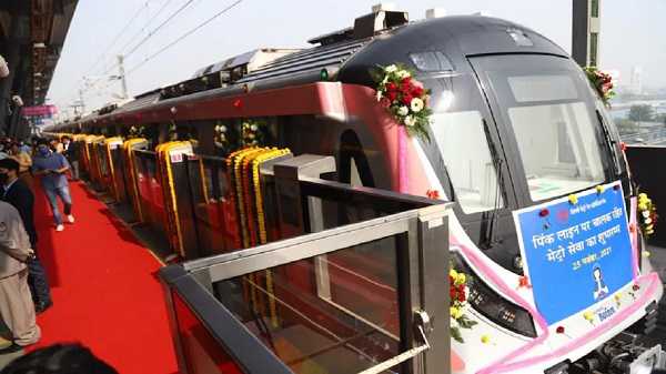 दिल्ली की पिंक लाइन में ड्राइवरलेस मेट्रो सर्विस की शुरुआत