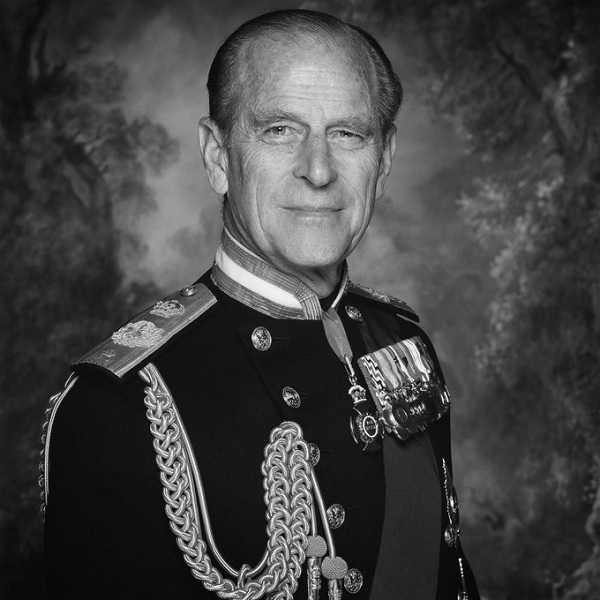 Queen Elizabeth के पति Prince Philip का 99 साल की उम्र में निधन