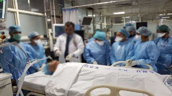 सरोज अस्पताल में कोरोना विस्फोट, 80 डॉक्टर Positive, सीनियर सर्जन की मौत