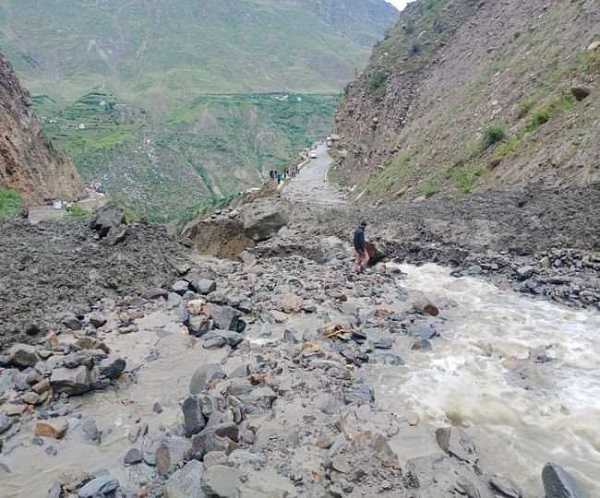 बारिश का कहर! J&K और हिमाचल में फटा बादल, 13 की मौत