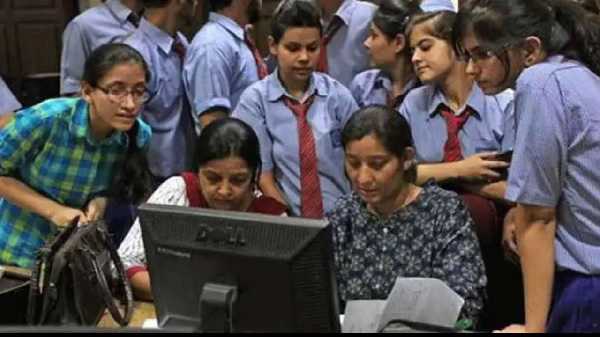 CBSE: 10वीं और 12वीं के रोल नंबर जारी, ऐसे करें चेक