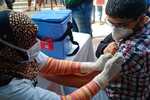 पहले दिन 37,84,212 बच्चों को लगा टीका