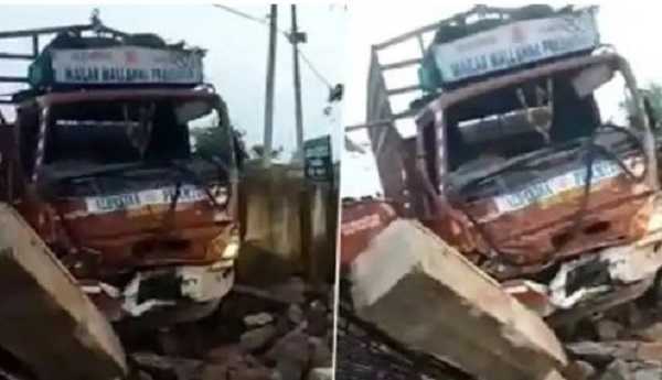 ट्रक और ऑटो रिक्शा के बीच भीषण टक्कर, 7 मजदूर महिलाओं की मौत