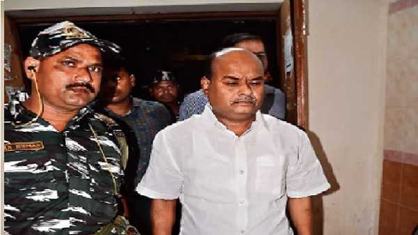 इडी के सहायक निदेशक देवव्रत झा के खिलाफ पीएमएलए कोर्ट में पंकज मिश्रा ने की शिकायत