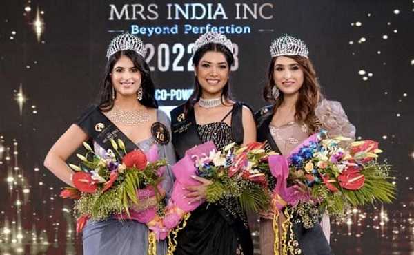 सरगम कौशल बनीं  Mrs India World की  WINNER, 51 डीवाज को पीछे छोड़ जीता ताज