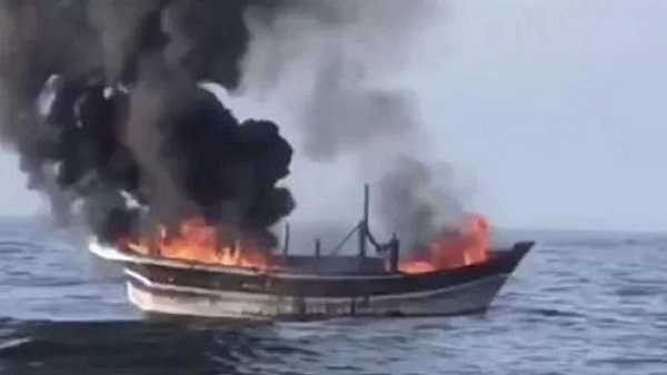 अवैध बालू लदे नाव पर फटा सिलेंडर, 4 लोगों की दर्दनाक मौत