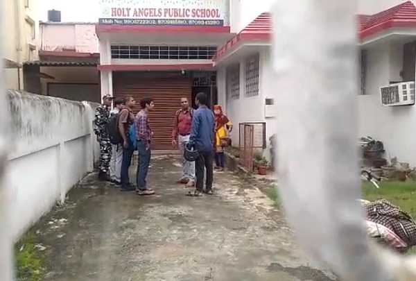 अवैध खनन मामले में ईडी की बड़ी कार्रवाई, झारखंड के 17 ठिकानों पर कर रही छापेमारी