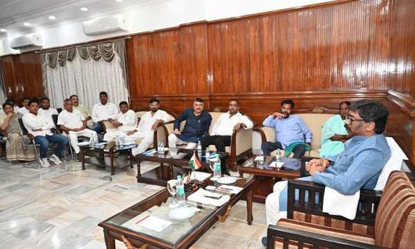 झारखंड में राजनीतिक सियासत की संकट, आज रायपुर रवाना होंगे यूपीए विधायक