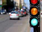 'इलेक्ट्रिक ट्रैफिक सिग्नल लाइट डे' आज, जानें ट्रैफिक लाइट के बारे कुछ दिलचस्प बातें