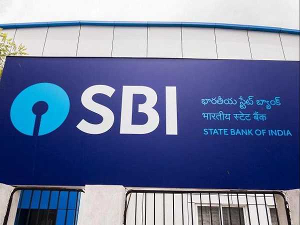 SBI ने किया ग्राहकों को अलर्ट, 30-31 जनवरी को होने वाली है बैंक कर्मियों की हड़ताल, जाने पूरी खबर