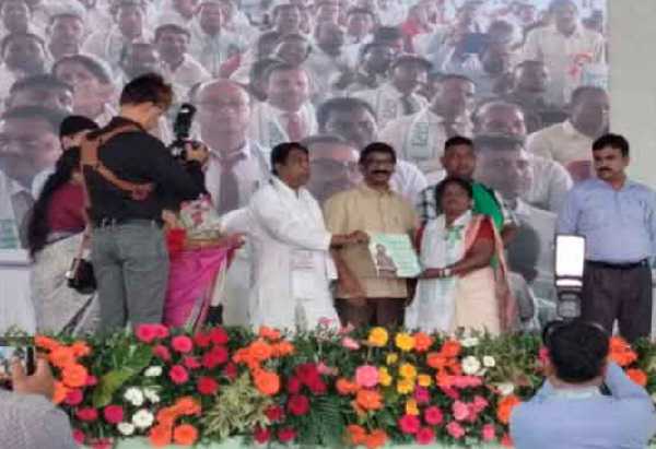 CM हेमंत सोरेन ने 827 शिक्षकों को दिया नियुक्ति पत्र, बच्चों को डिजिटल शिक्षा…-CM Hemant Soren gave appointment letters to 827 teachers, provided digital education to children…