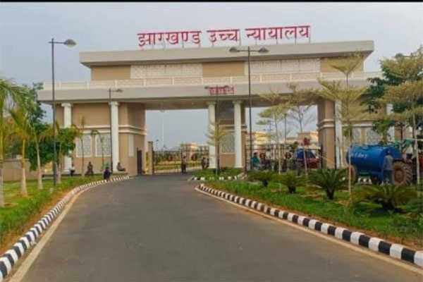 झारखंड हाईकोर्ट ने रांची SSP और धुर्वा थाना के तत्कालीन प्रभारी को जारी किया नोटिस