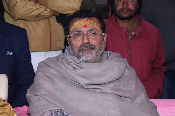 देवघर में निषेधाज्ञा 144 लागू, सांसद निशिकांत दुबे ने प्रशासन को दी चुनौती, जानें क्या कहा