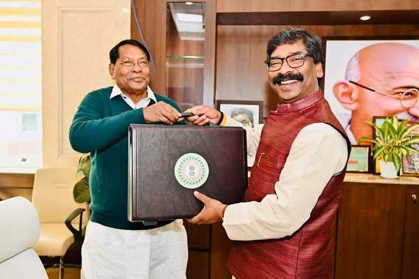 15 प्रतिशत की वृद्धि  के साथ लाख 16 हजार 418 करोड़ का बजट पेश, राज्य में ओल्ड पेंशन नीति लागू, जाने अपडेट