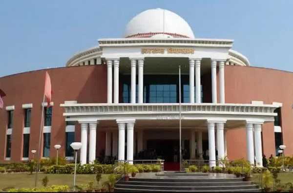 नियोजन नीति को लेकर बीजेपी का सदन में भारी हंगामा, सरकार के खिलाफ की जमकर नारेबाजी, जानें रिपोर्ट