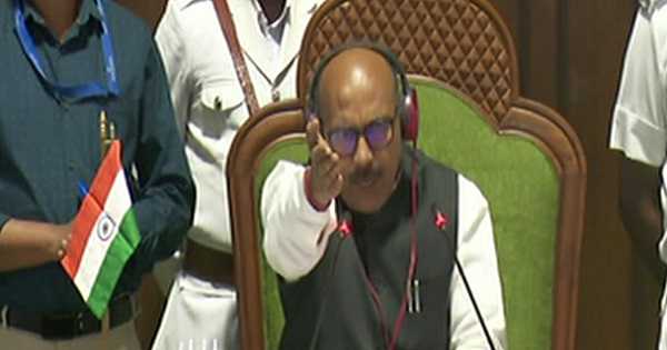 बजट सत्र: विपक्ष के हंगामें पर स्पीकर ने लगाई फटकार, कहा दबाव बनाने से नहीं चलेगा काम