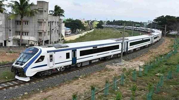 झारखंड को भी जल्द मिलने वाला है वंदे भारत ट्रेन का तोहफा, हटिया स्टेशन पर तैयारी शुरू
