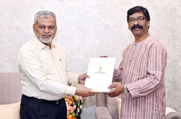 झारखंड हाई कोर्ट के चीफ जस्टिस ने CM हेमंत सोरेन को किया आमंत्रित