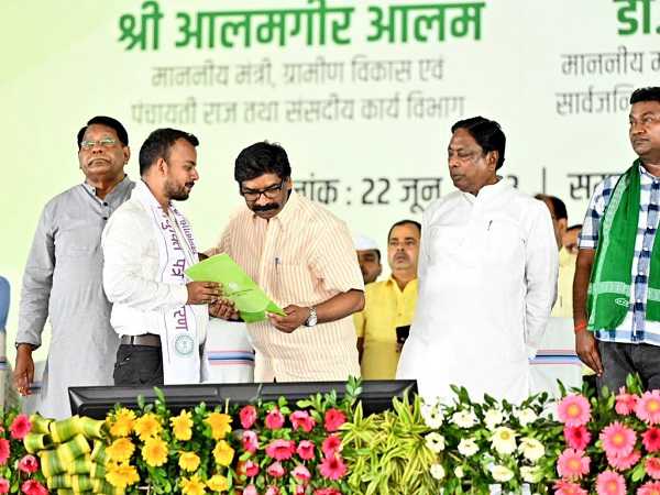 कल सीएम हेमंत सोरेन 500 छात्र-छात्राओं के बीच नियुक्ति पत्र का करेंगे वितरण