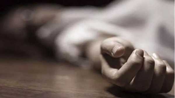 धारदार हथियार से भतीजा ने पिता के साथ मिलकर की महिला की हत्या