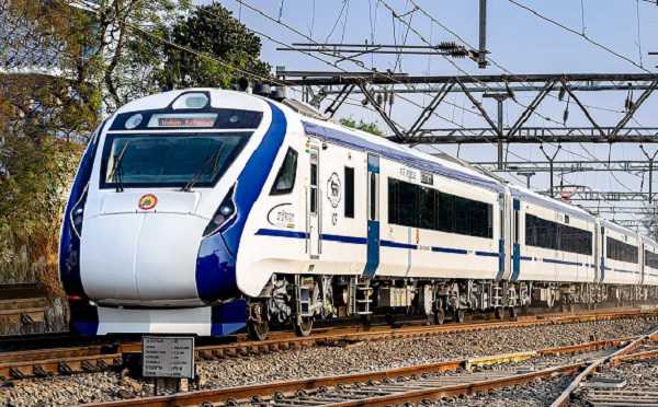Vande Bharat Express Train: किराए में नहीं होगी कटौती, सीनियर DCM ने बताई वजह..