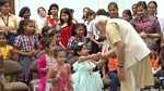 छोटे बच्चों के साथ प्रधानमंत्री नरेंद्र मोदी ने मनाया रक्षाबंधन, दिया आशीर्वाद