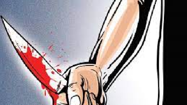 मरीजों को अपने दुकान में ले जाने के लिए हुई चाकूबाजी,एक घायल