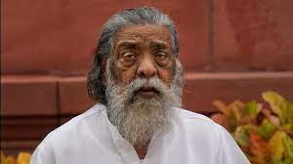 दिल्ली में झामुमो सुप्रीमो शिबू सोरेन अस्पताल में भर्ती, स्वास्थ्य में सुधार के बाद रांची लौटे सीएम