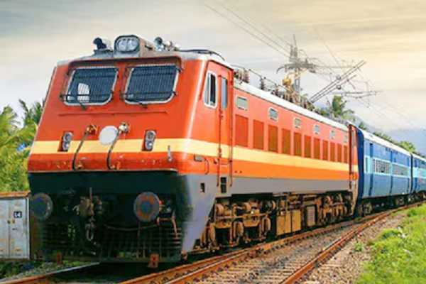 गर्मी में रेल यात्रियों के लिए खुशखबरी! भारतीय रेल ने शुरू की समर स्पेशल ट्रेनों का परिचालन
