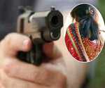 मनसा पूजा की तैयारी के लिए बाजार जा रही पत्नी को युवक ने मारी गोली, एमजीएम में चल रहा है इलाज