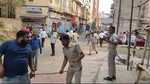 बिष्टुपुर में अतिक्रमण हटाए जाने का विरोध कर रहे व्यापारियों पर JNAC की इंफोर्समेंट टीम ने बरसाई लाठियां