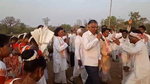 बुंडू के नावाडीह में सरहुल महोत्सव में शामिल हुए खूँटी में कांग्रेस प्रत्याशी कालीचरण मुंडा