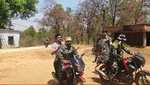गढ़वा: मोटरसाईकिल से बूढ़ा पहाड़ क्षेत्र पहुंचे झारखंड के मुख्य निर्वाचन पदाधिकारी, मतदाताओं को किया जागरूक