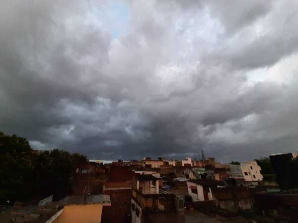 Jharkhand Weather Update: भीषण गर्मी से मिलेगी राहत, गरज के साथ बारिश होने के आसार