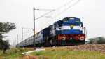 ट्रेनों में बढ़ती भीड़ को लेकर आनंद विहार/नई दिल्ली, उज्जैन, बांद्रा एवं गांधीधाम के लिए दो मई से स्पेशल ट्रेन के एक-एक फेरे का परिचालन