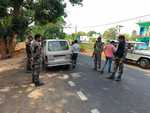 चैनपुर पुलिस ने आगामी लोकसभा चुनाव को लेकर विभिन्न स्थानों पर चलाया वाहन जांच अभियान