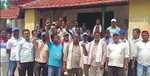 न्यूनतम मजदूरी भुगतान की मांग लेकर मधुपुर नगर परिषद कर्मी हड़ताल पर
